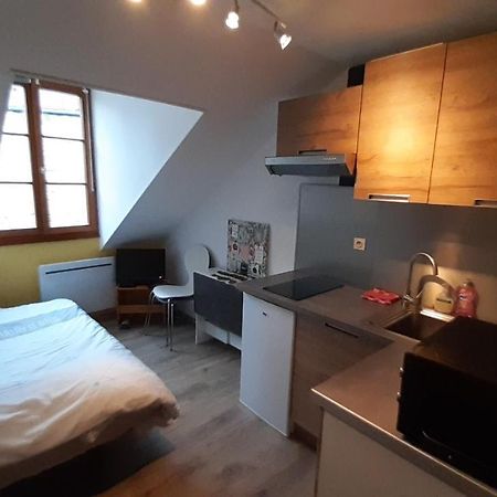 Studio 402 Au 15 Rue Battant A Μπεζανσόν Εξωτερικό φωτογραφία